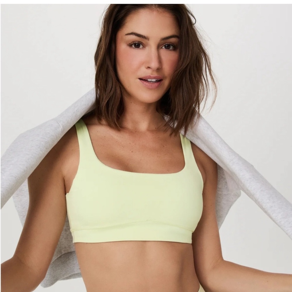 Vuori Sports Bra